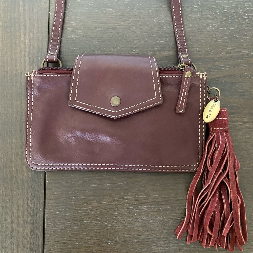 Ollie & Nic crossbody purse
